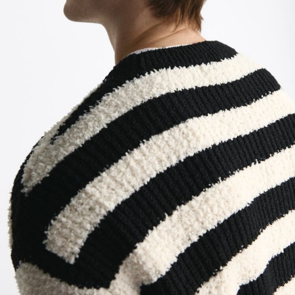 STRIPED SWEATER WITH TEXTURED PATTERN SIZE M - Picture 5 of 10